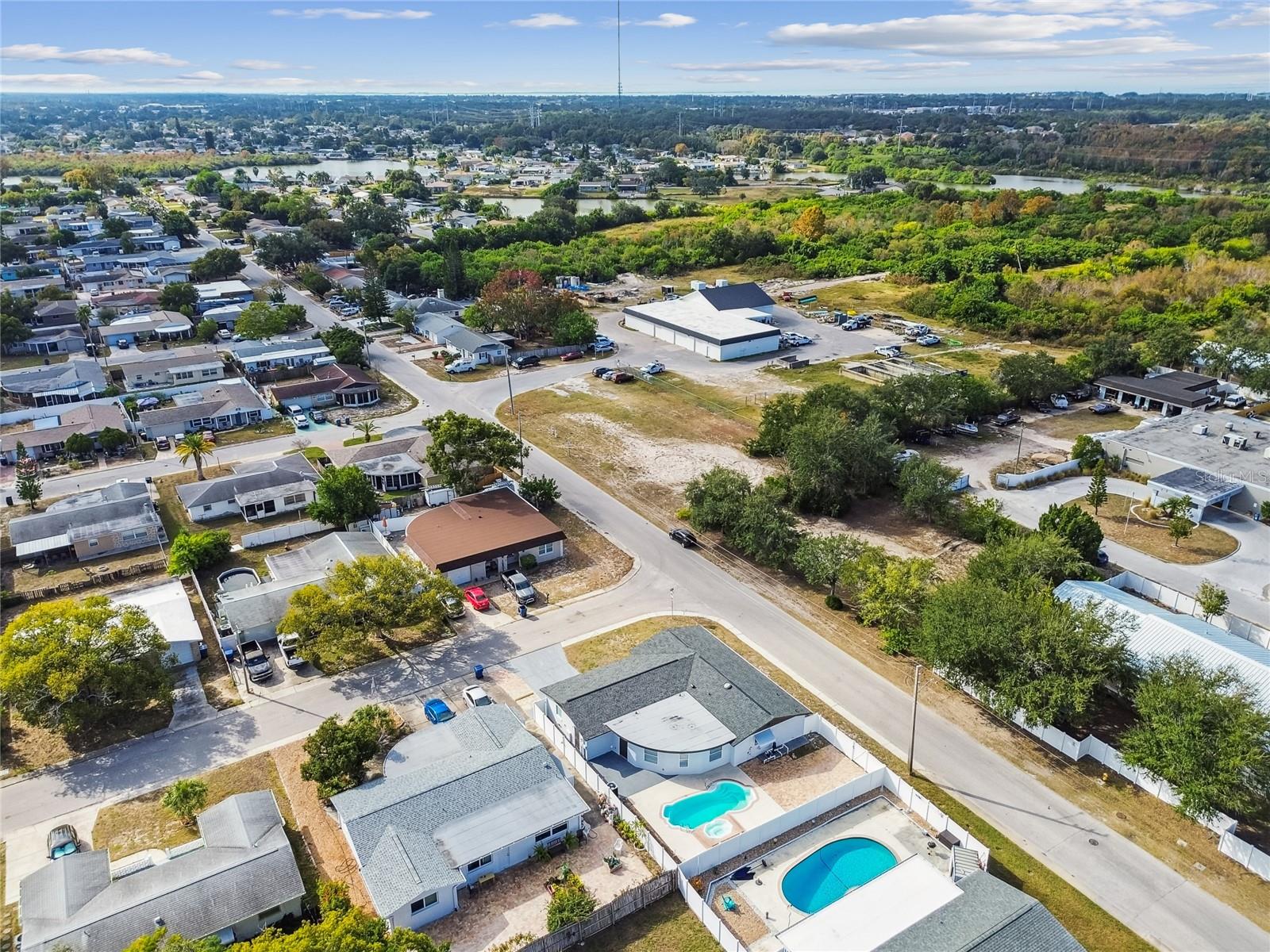 ALOHA GARDENS - Residential