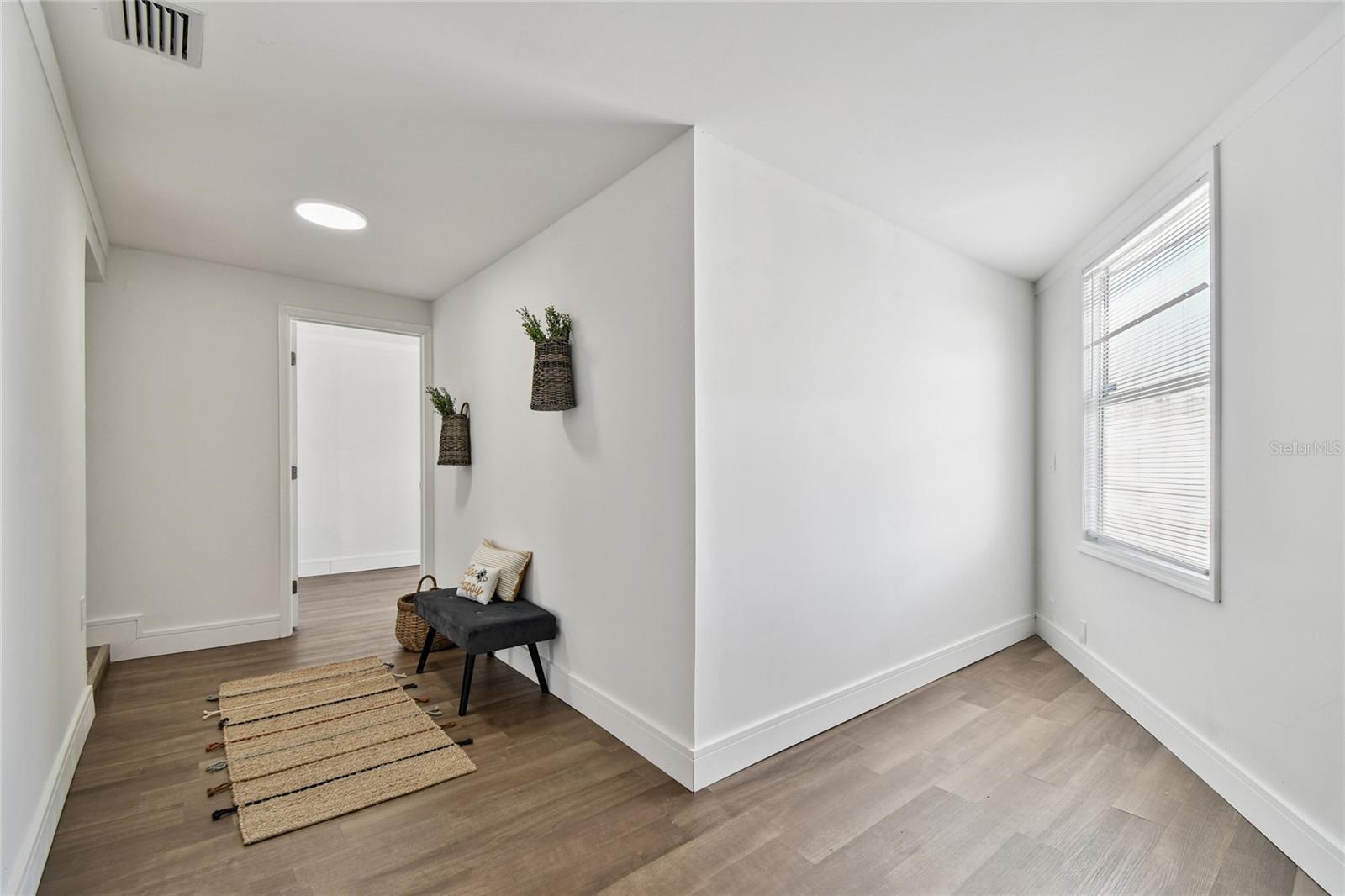 ALOHA GARDENS - Residential