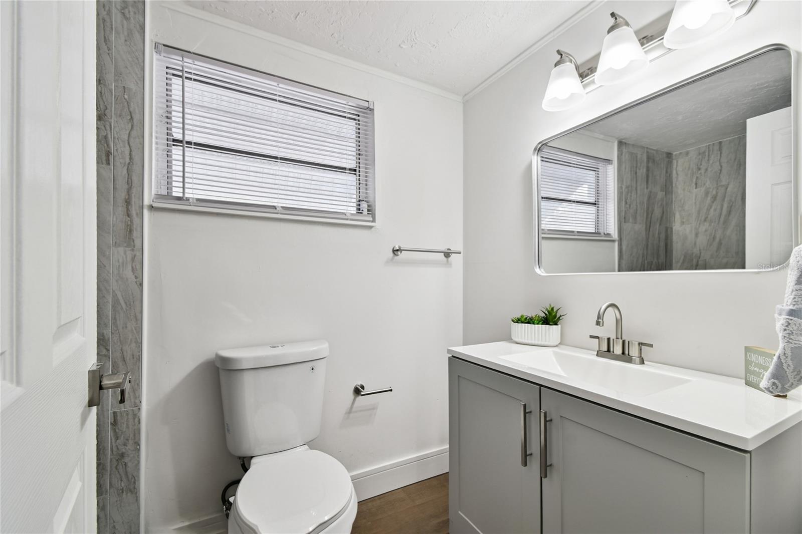 ALOHA GARDENS - Residential