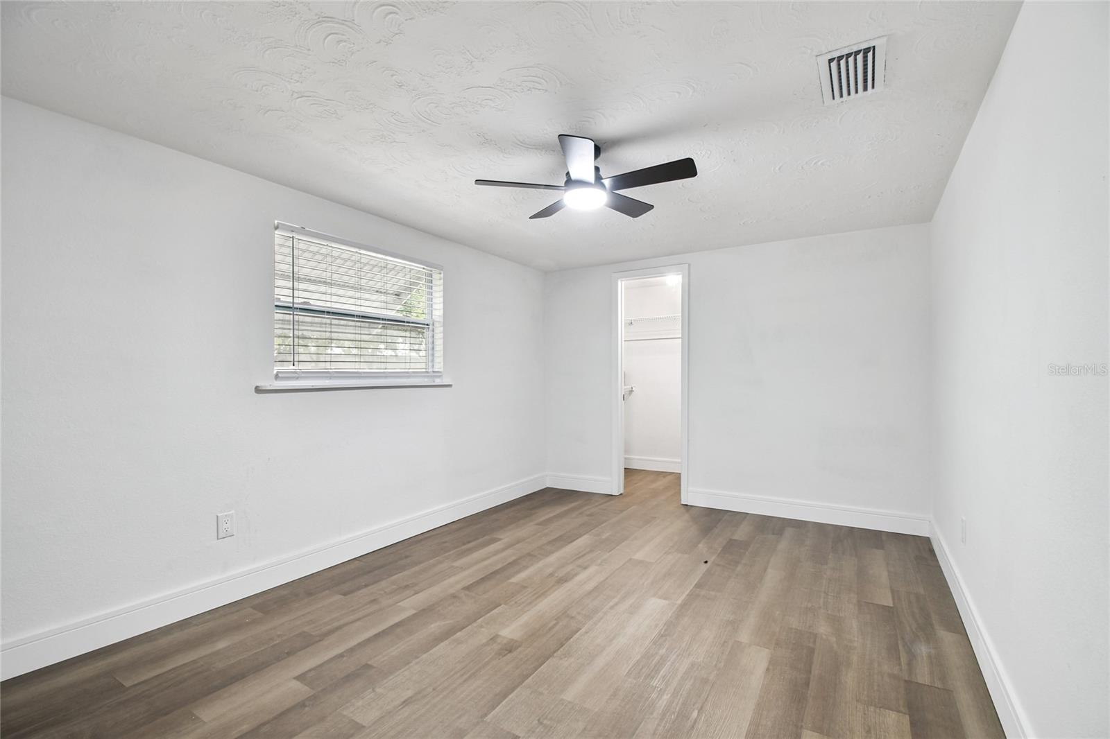 ALOHA GARDENS - Residential