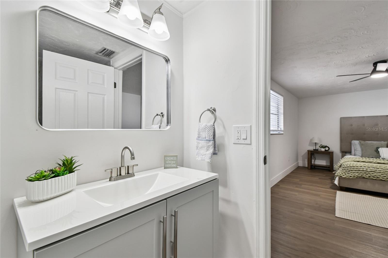 ALOHA GARDENS - Residential