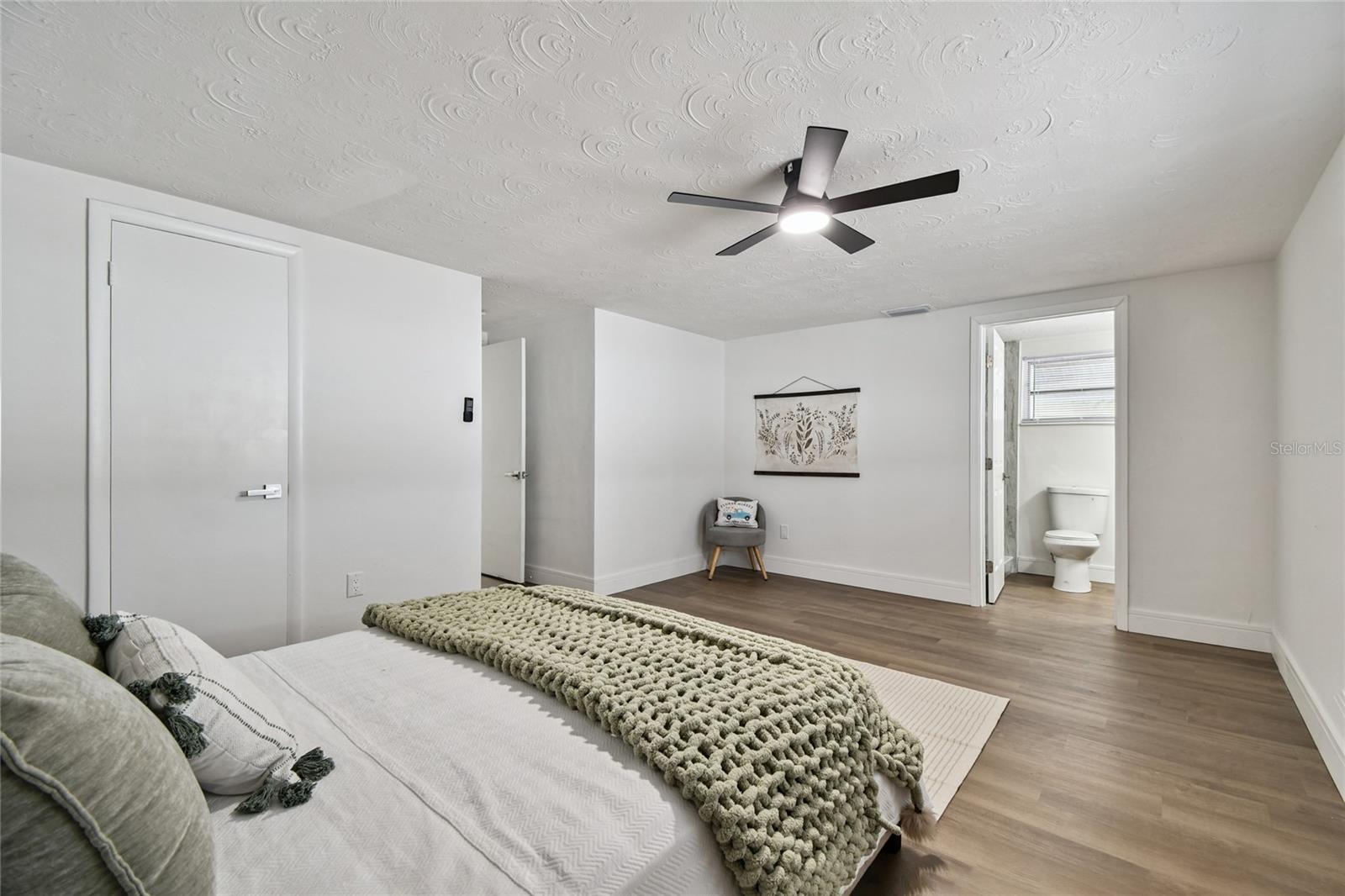 ALOHA GARDENS - Residential