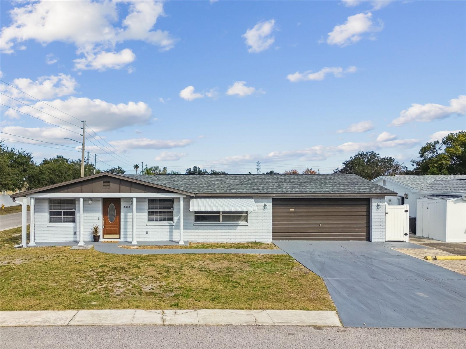 ALOHA GARDENS - Residential