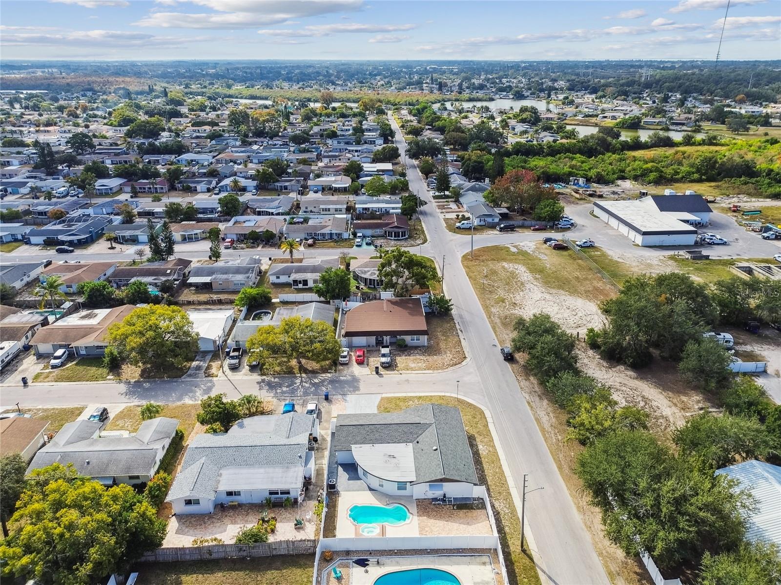 ALOHA GARDENS - Residential