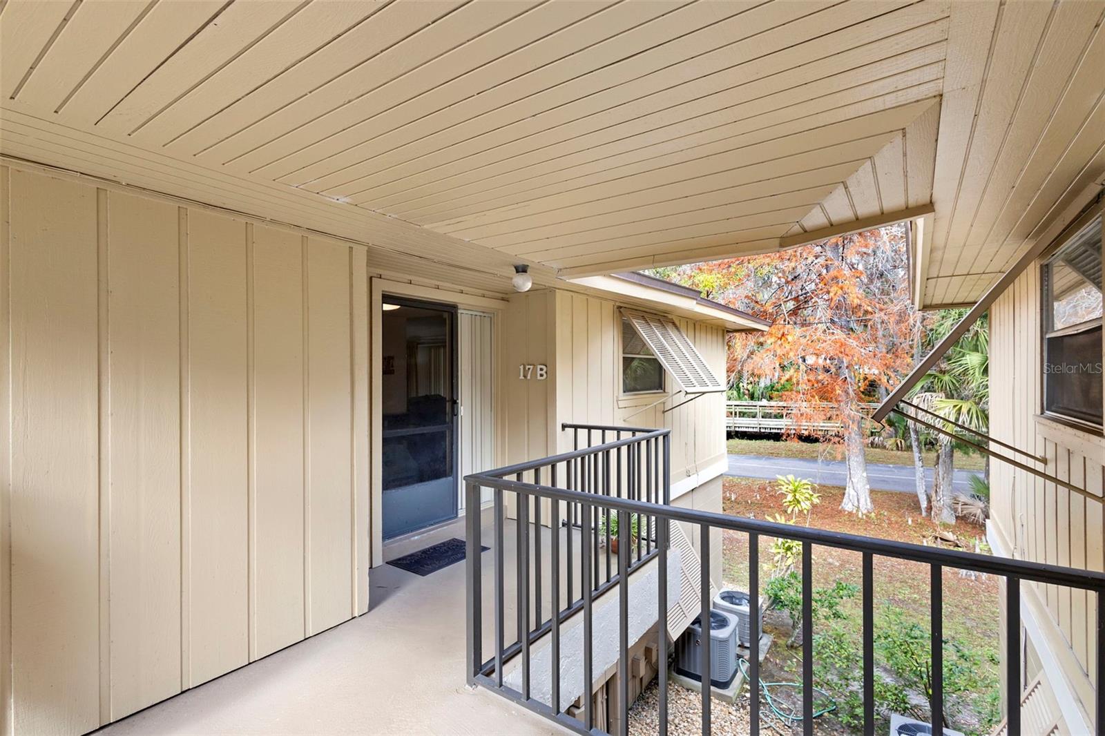 LAKESIDE CONDO APTS - Residential