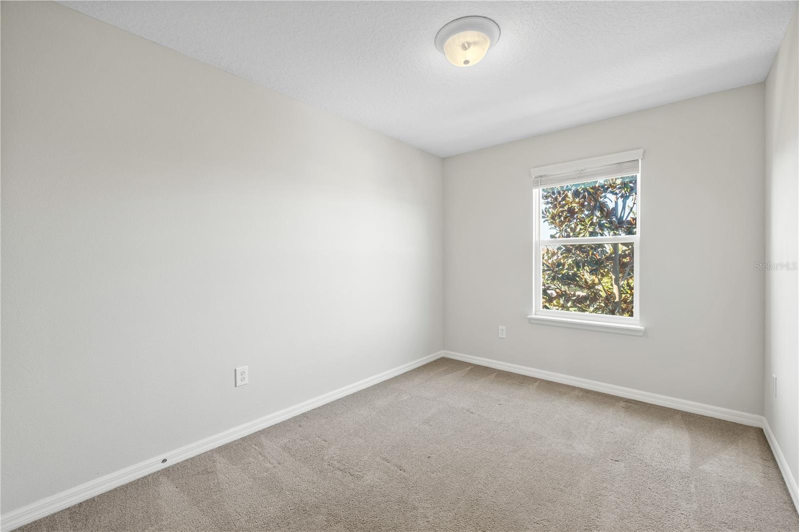 HAWKSMOOR-PH 1 - Residential Lease