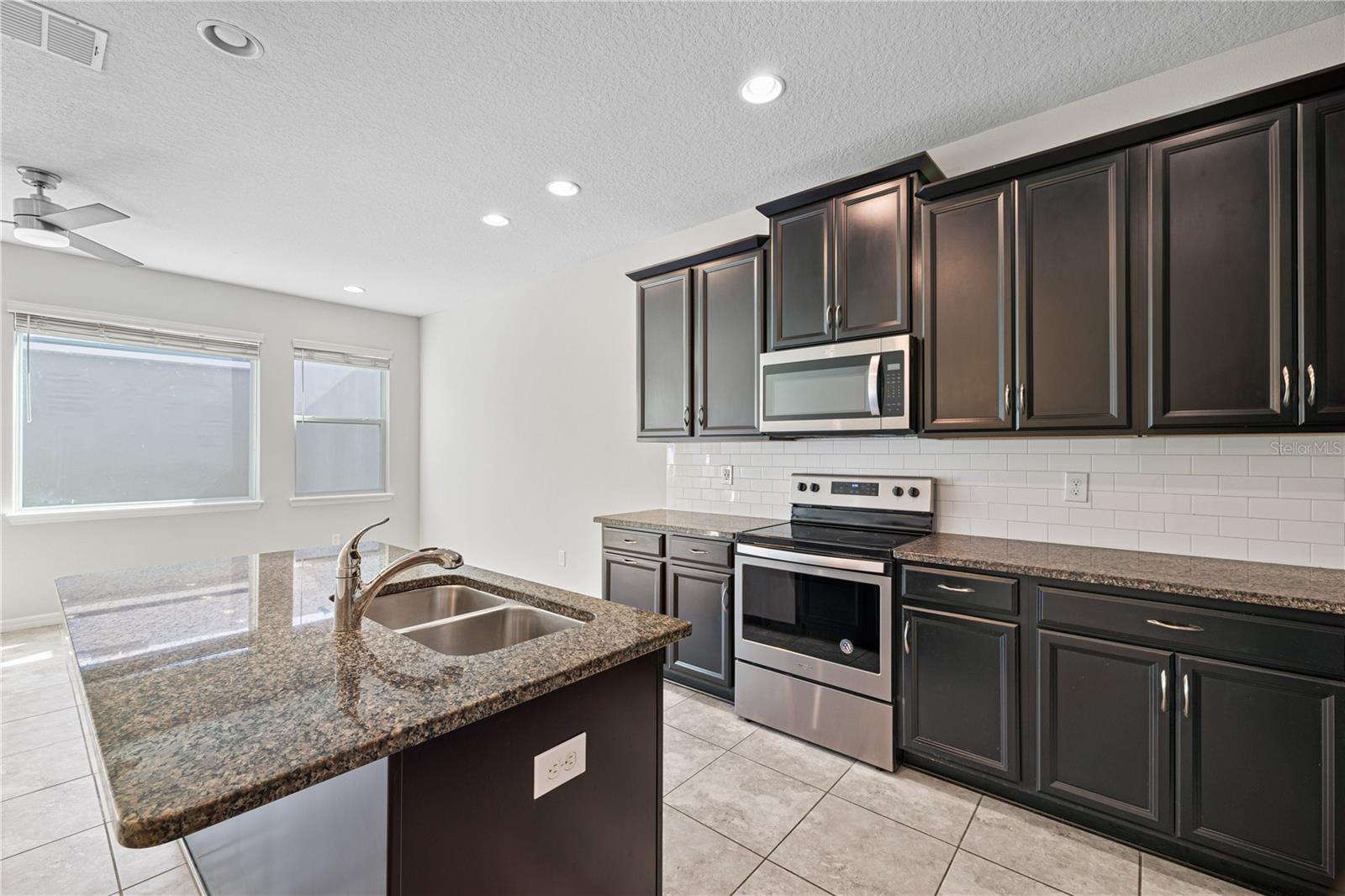 HAWKSMOOR-PH 1 - Residential Lease