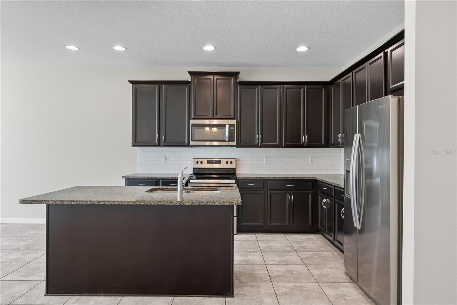 HAWKSMOOR-PH 1 - Residential Lease