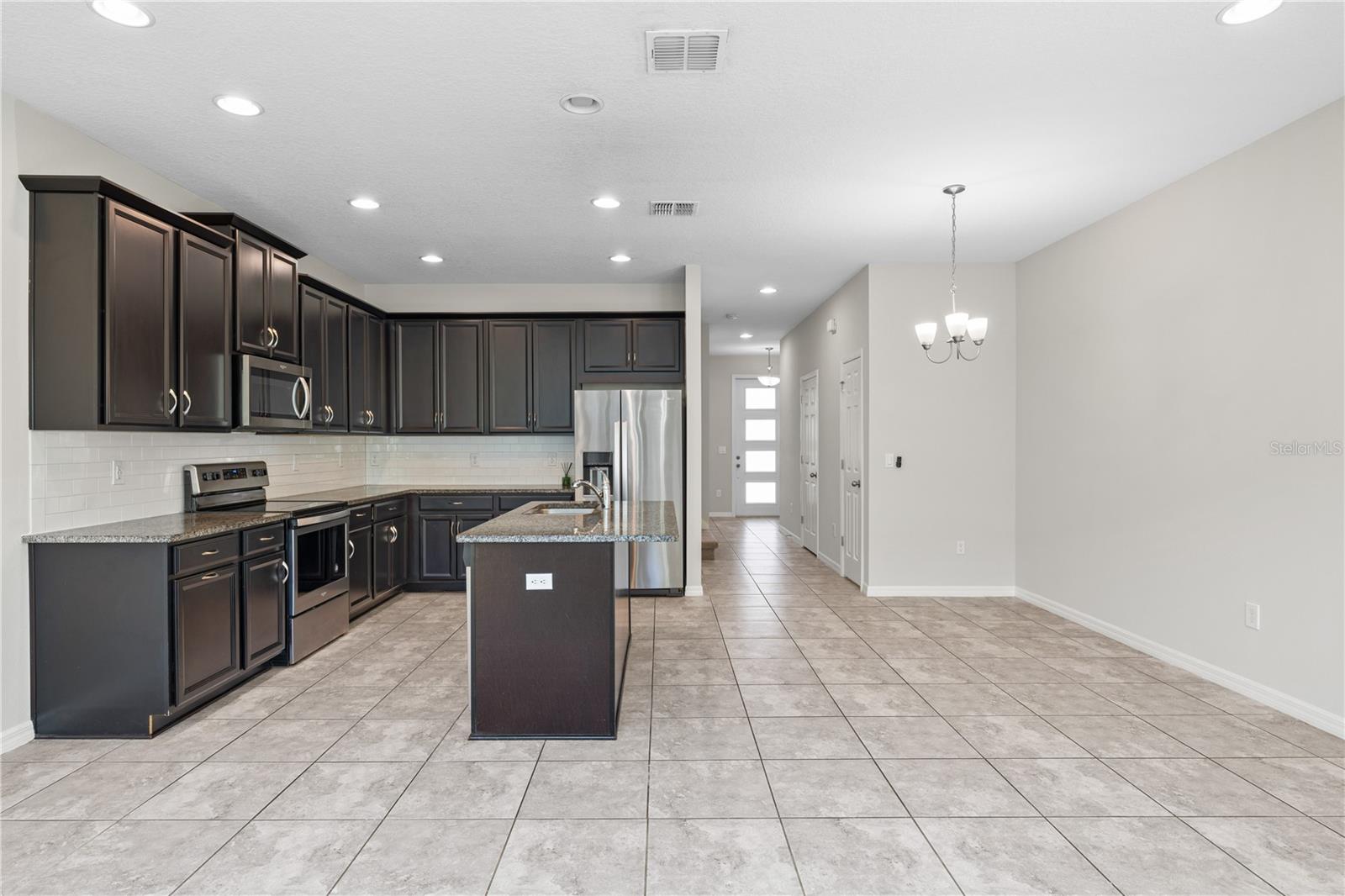 HAWKSMOOR-PH 1 - Residential Lease