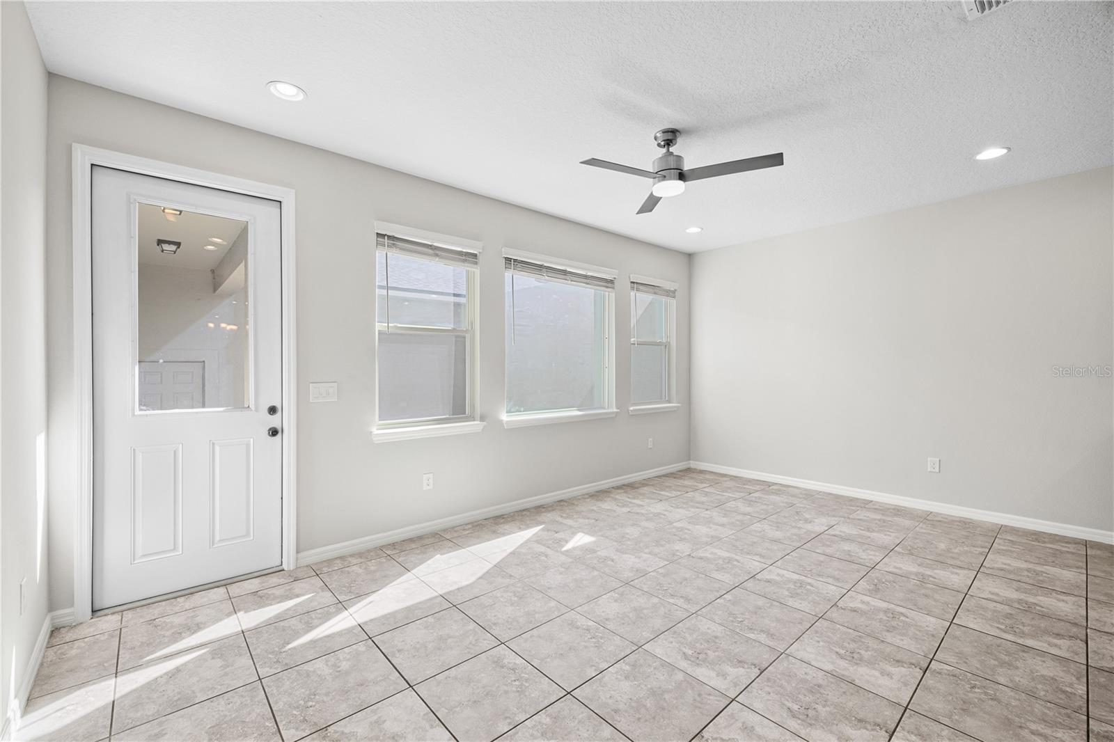 HAWKSMOOR-PH 1 - Residential Lease