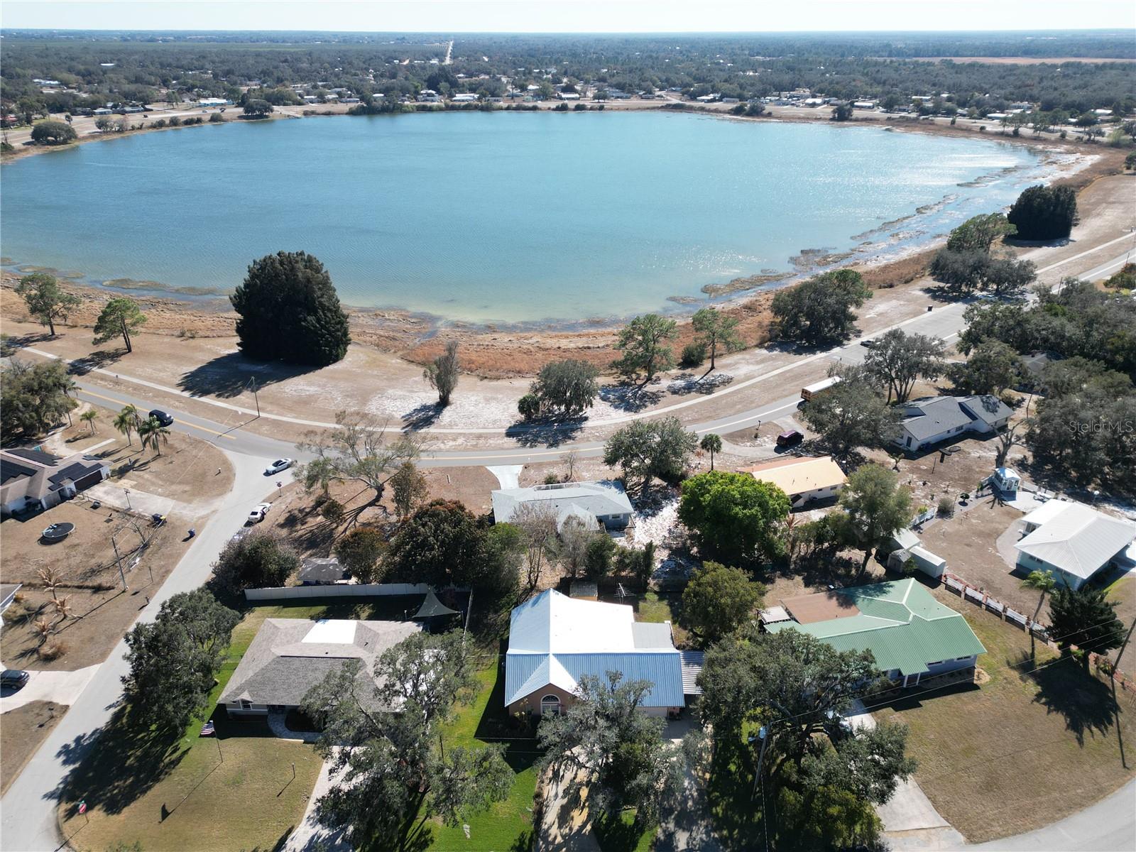 AVON PARK LAKES - Residential