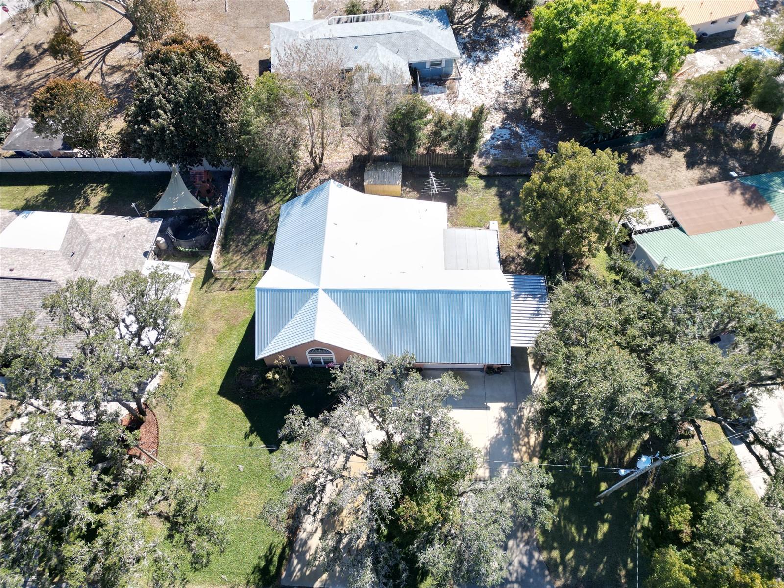 AVON PARK LAKES - Residential