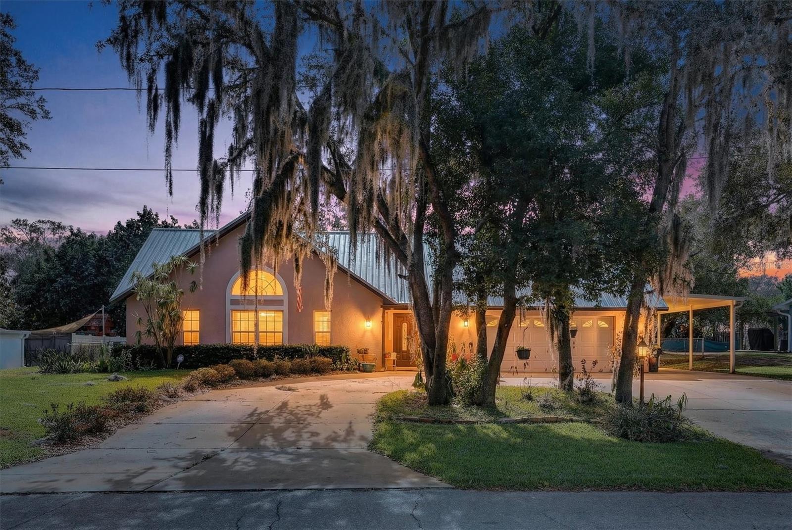 AVON PARK LAKES - Residential