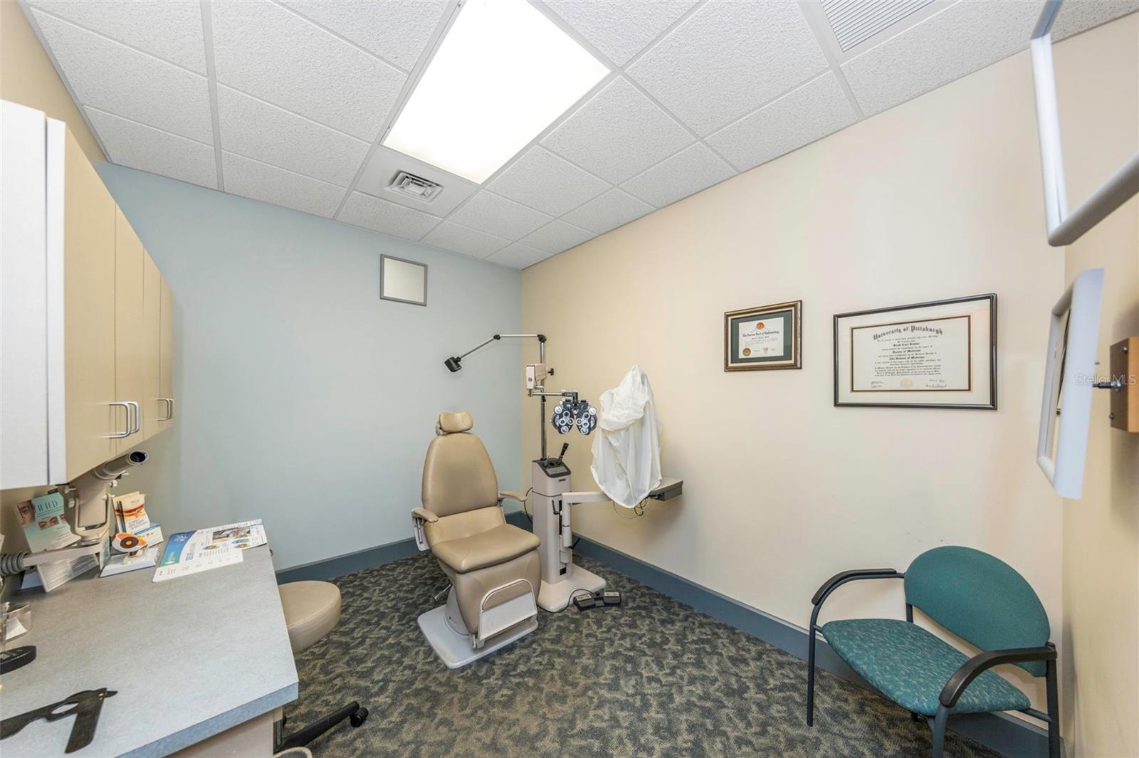 DREW PROFESSIONAL PARK - Commercial Sale