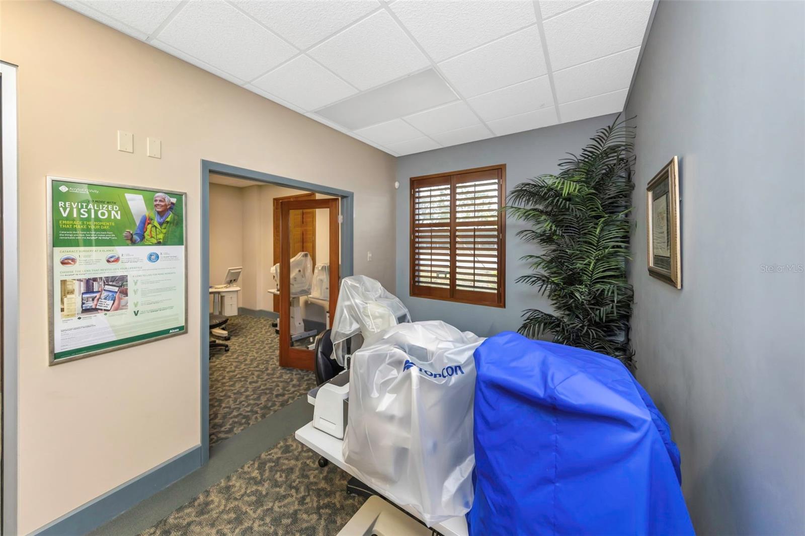 DREW PROFESSIONAL PARK - Commercial Sale