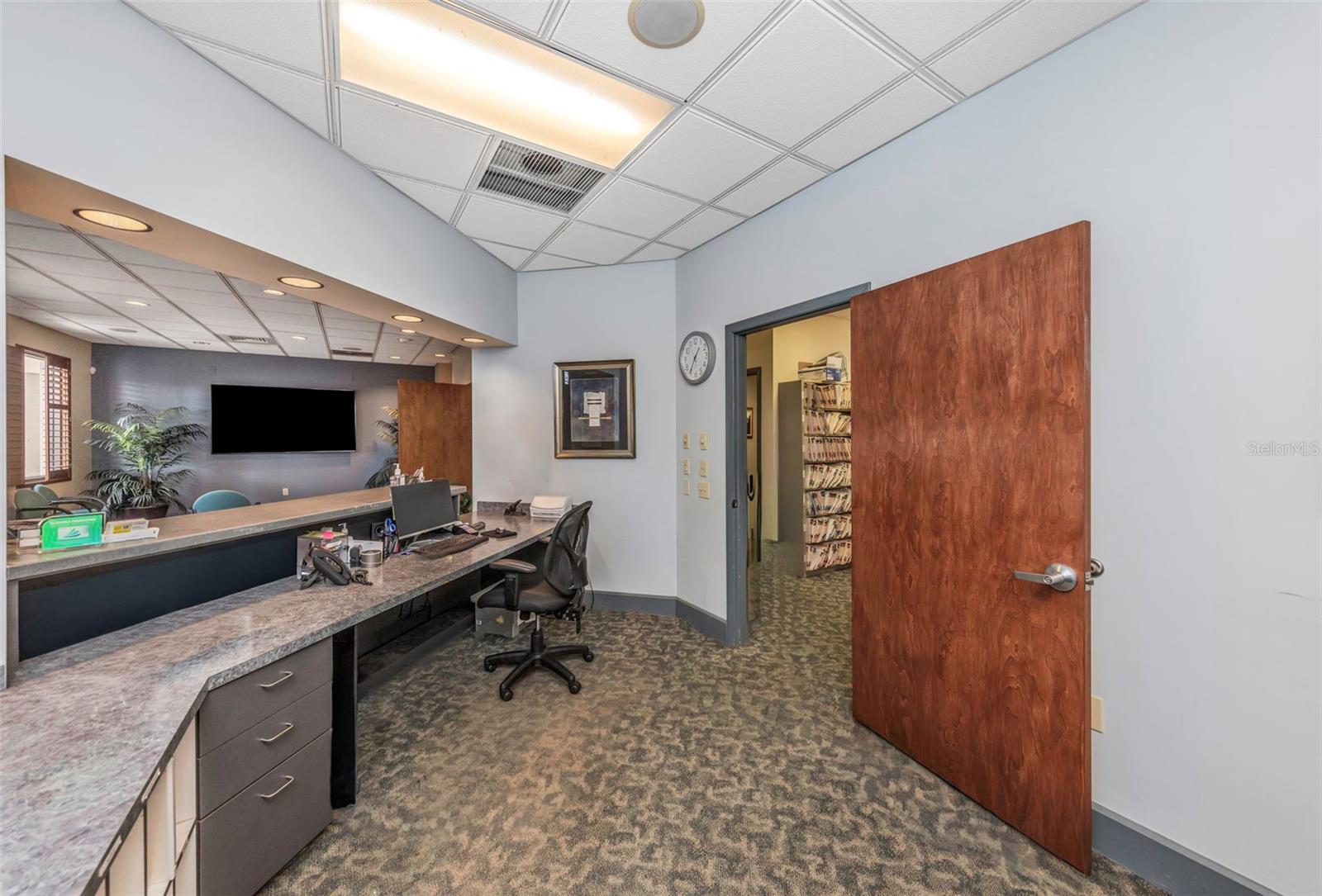 DREW PROFESSIONAL PARK - Commercial Sale