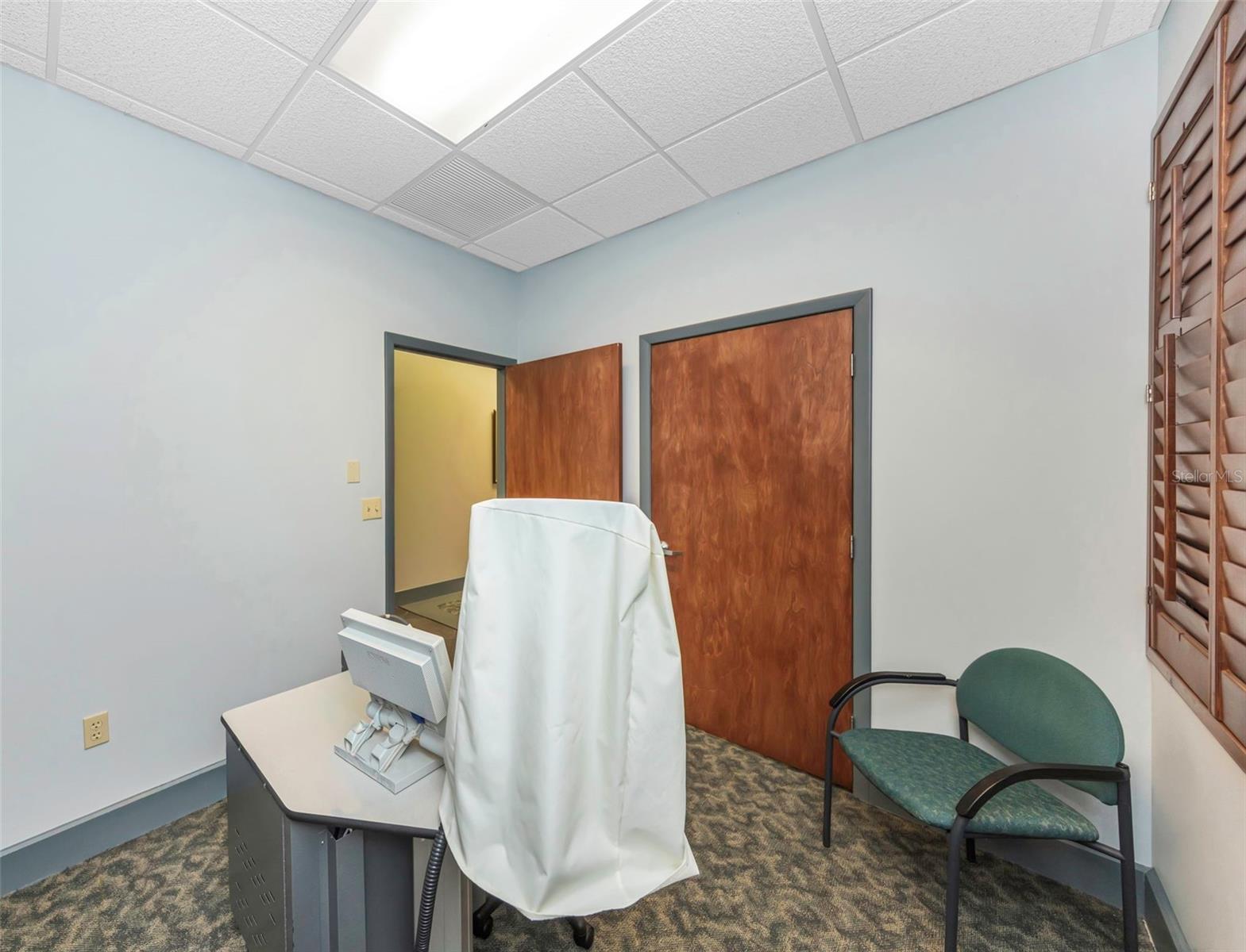 DREW PROFESSIONAL PARK - Commercial Sale