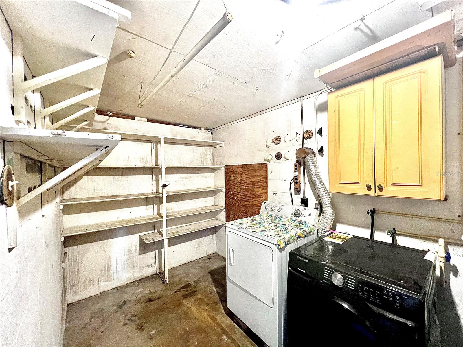 EDGEWATER ACRES UNIT 03 RESUB - Residential