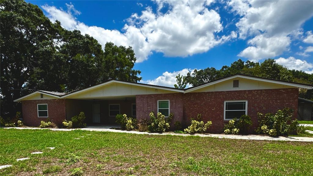 Photo of 3419 Pearson Road, Valrico, FL 33596 (MLS # TB8391009)