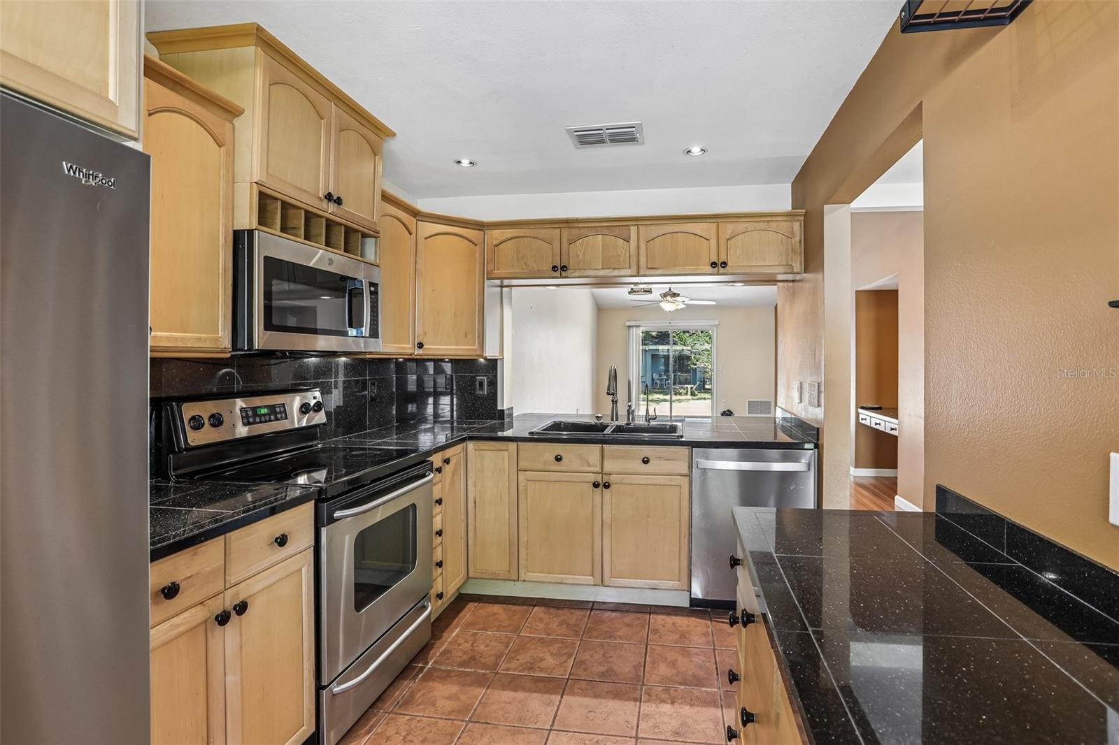 BAY TOWNE WEST - Residential