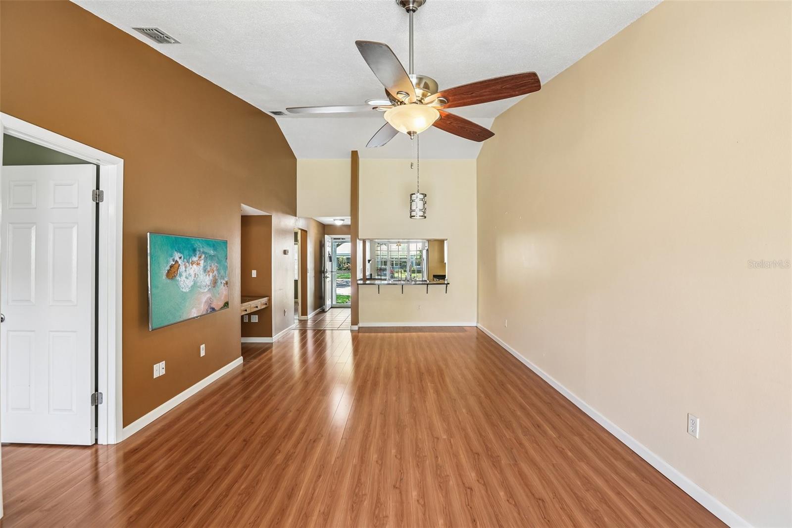 BAY TOWNE WEST - Residential