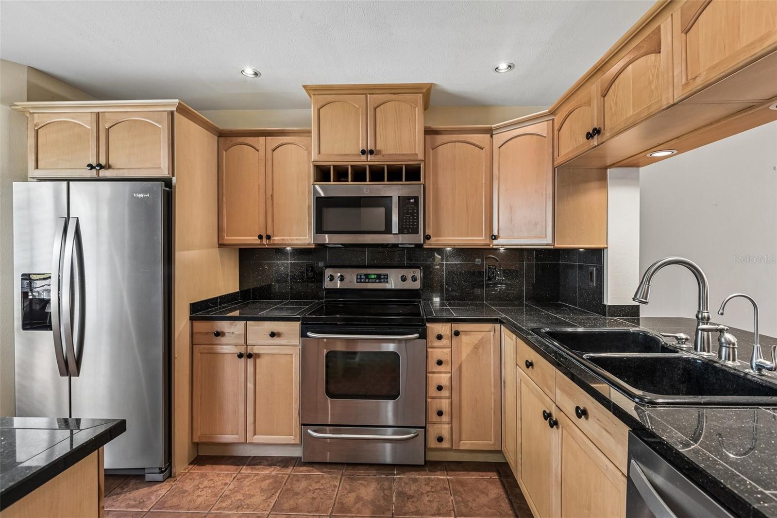 BAY TOWNE WEST - Residential