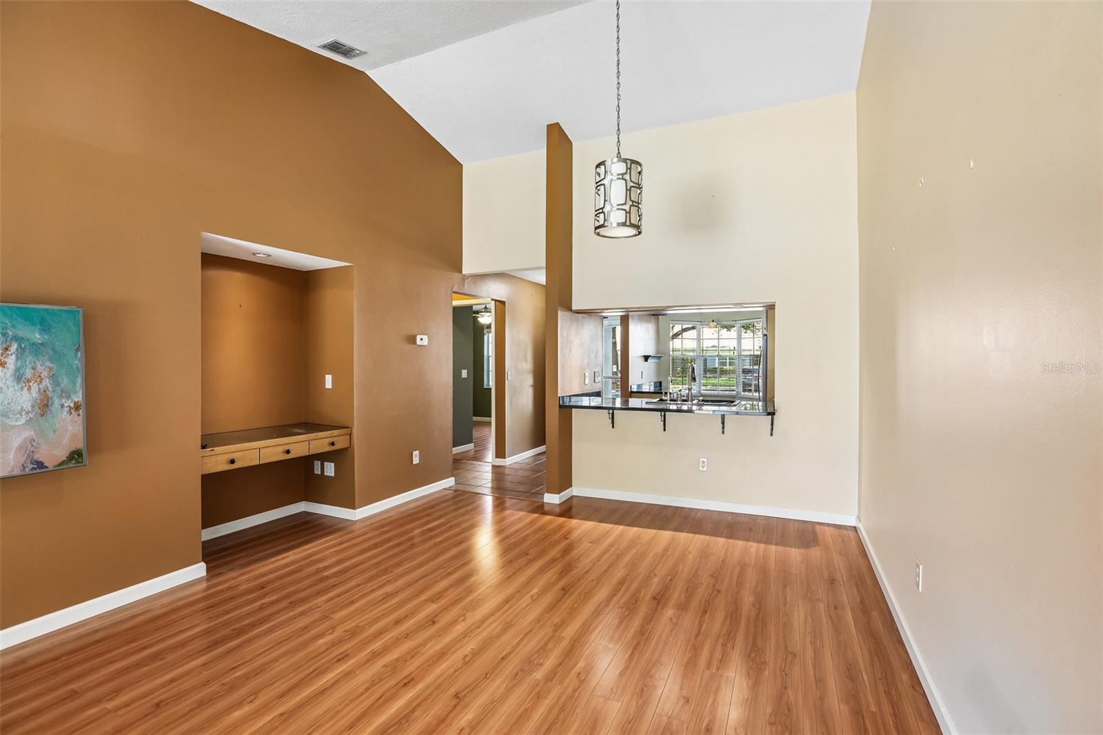BAY TOWNE WEST - Residential