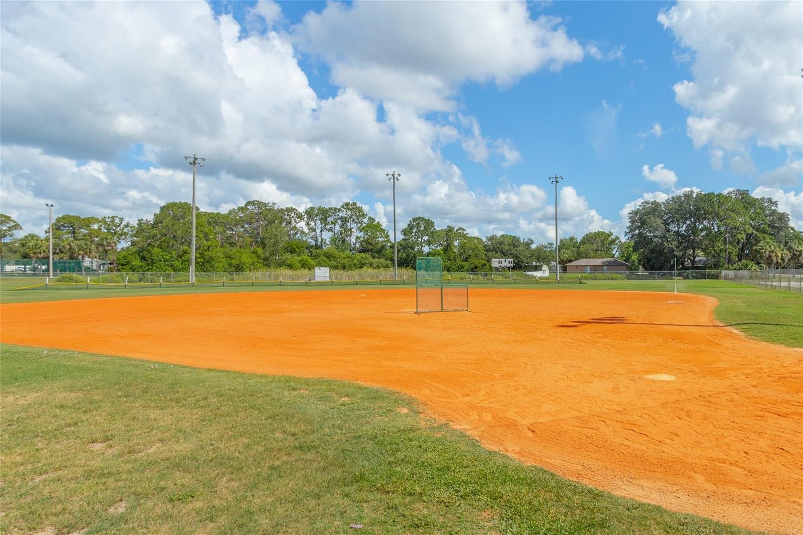 PORT ST JOHN UNIT 08 - Residential