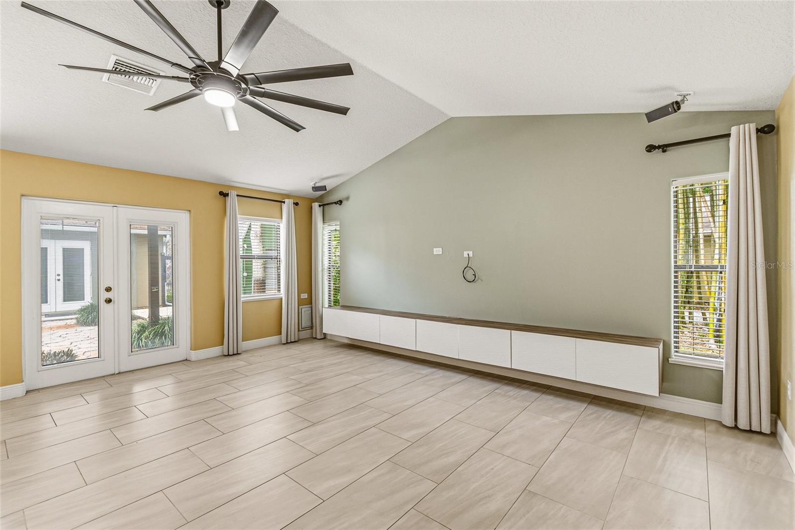 PORT ST JOHN UNIT 08 - Residential