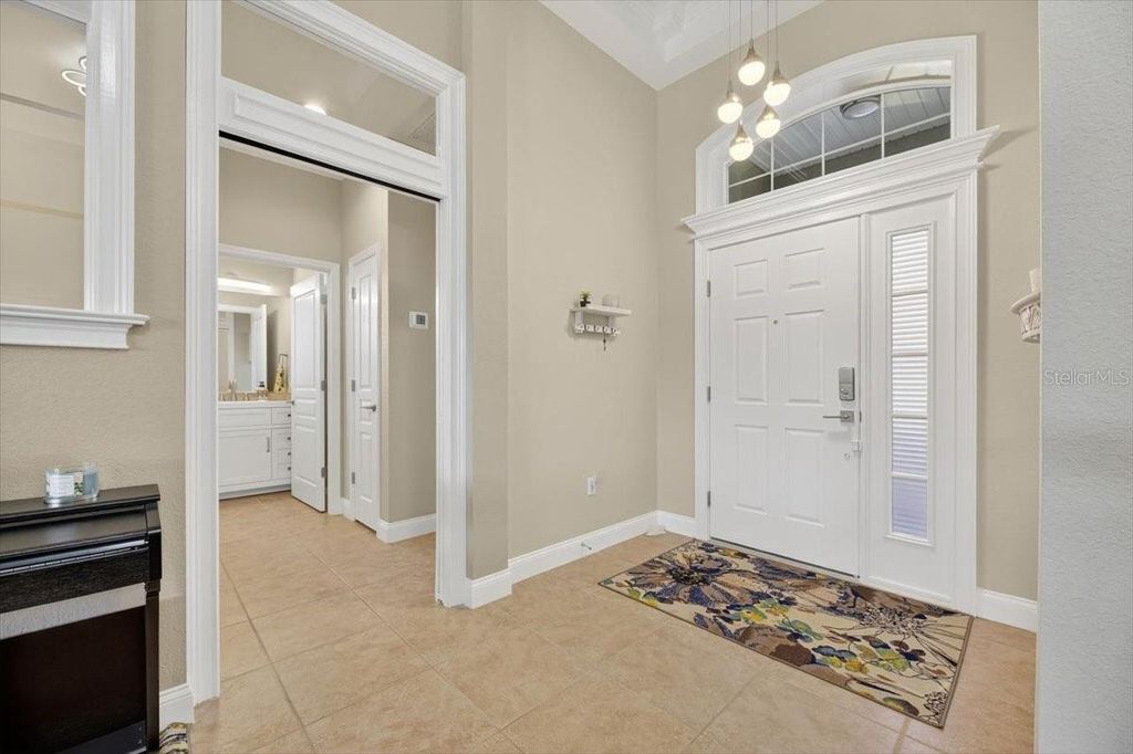 Photo of 8147 Lake James Drive, Lakeland, FL 33810 (MLS # L4956503)