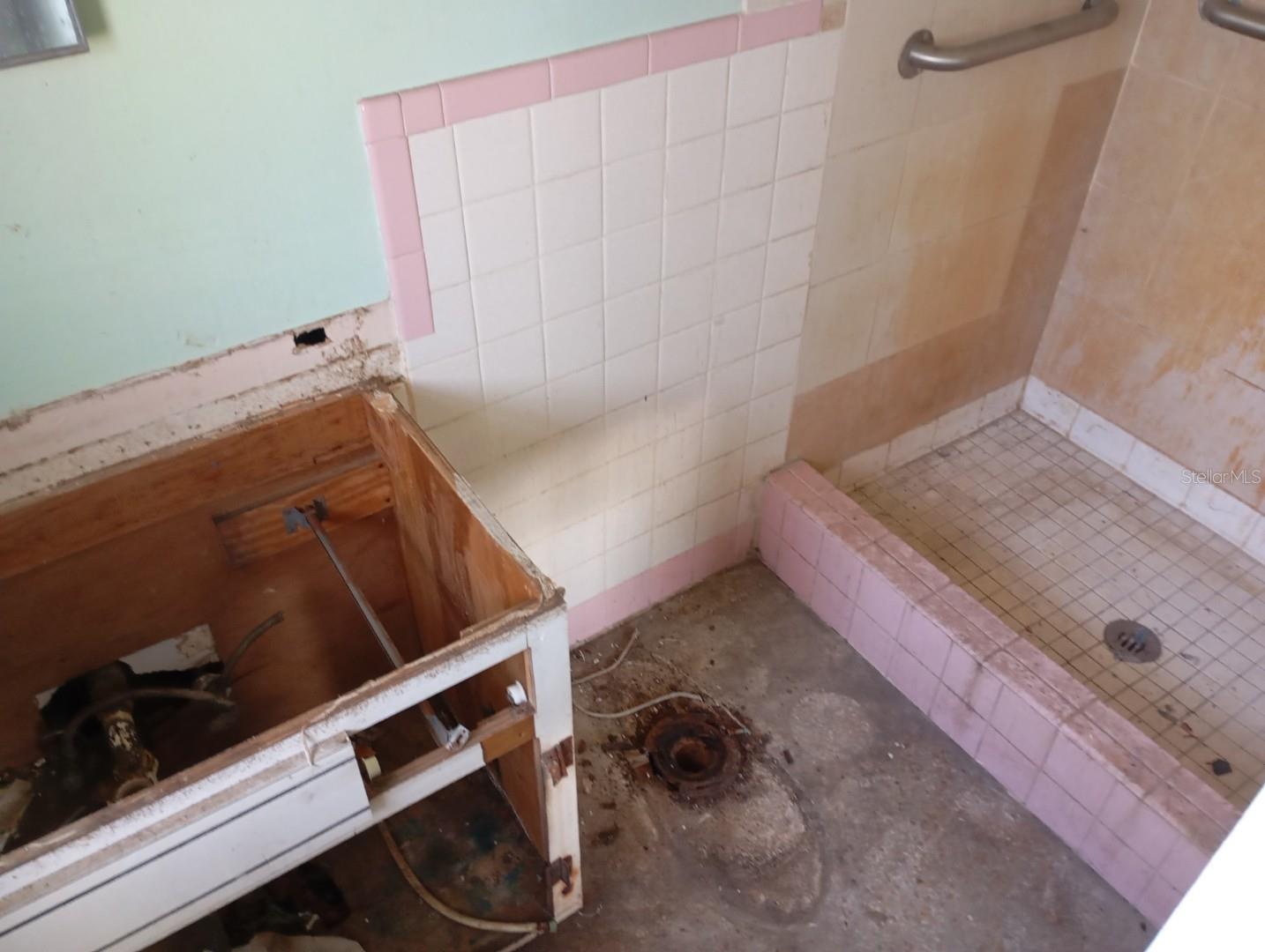 RANCH LAKE ESTATES UNIT 1 - Residential