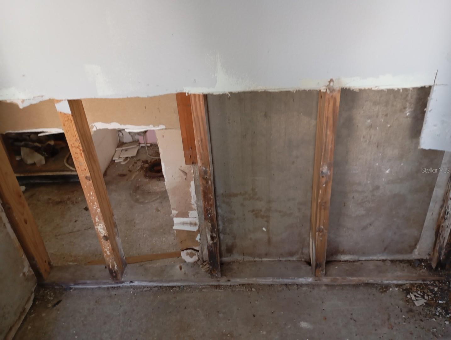 RANCH LAKE ESTATES UNIT 1 - Residential