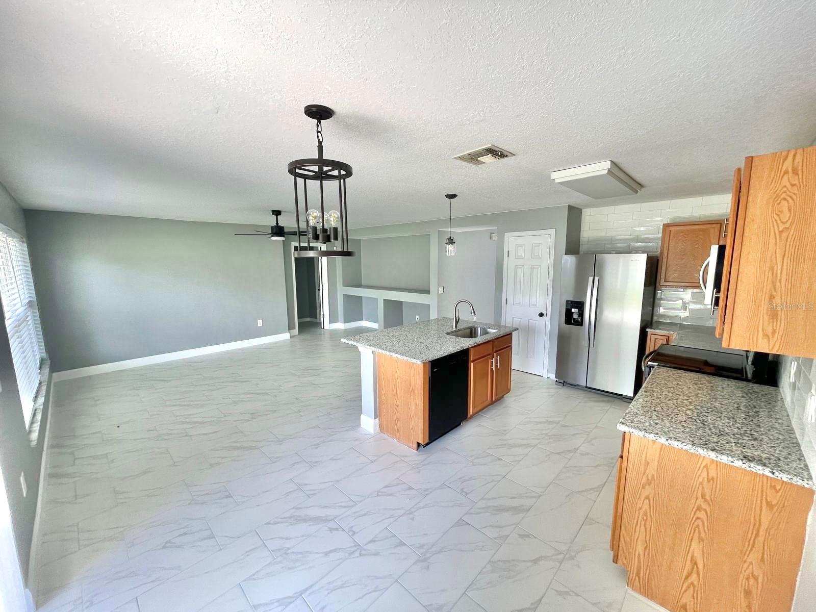 AUDUBON RESERVE - Residential Lease