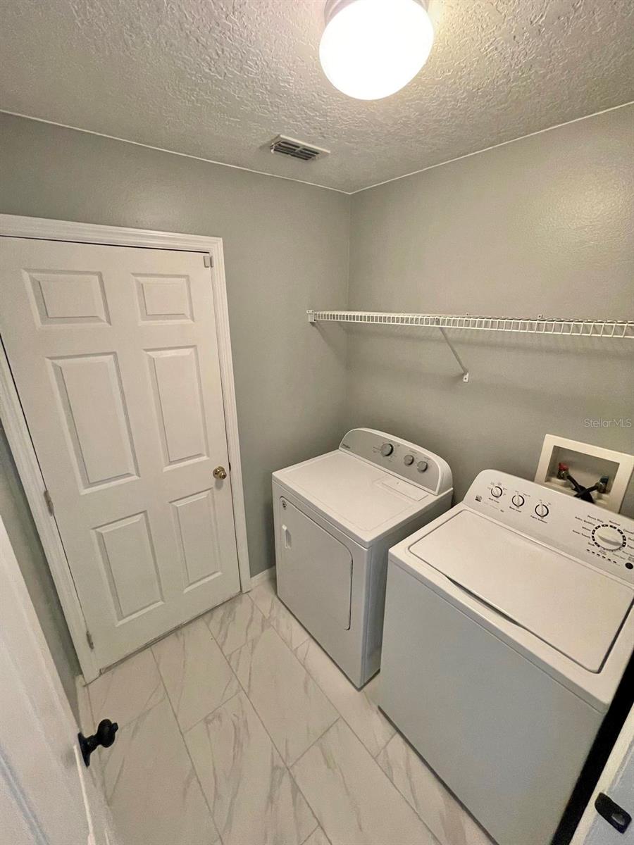 AUDUBON RESERVE - Residential Lease