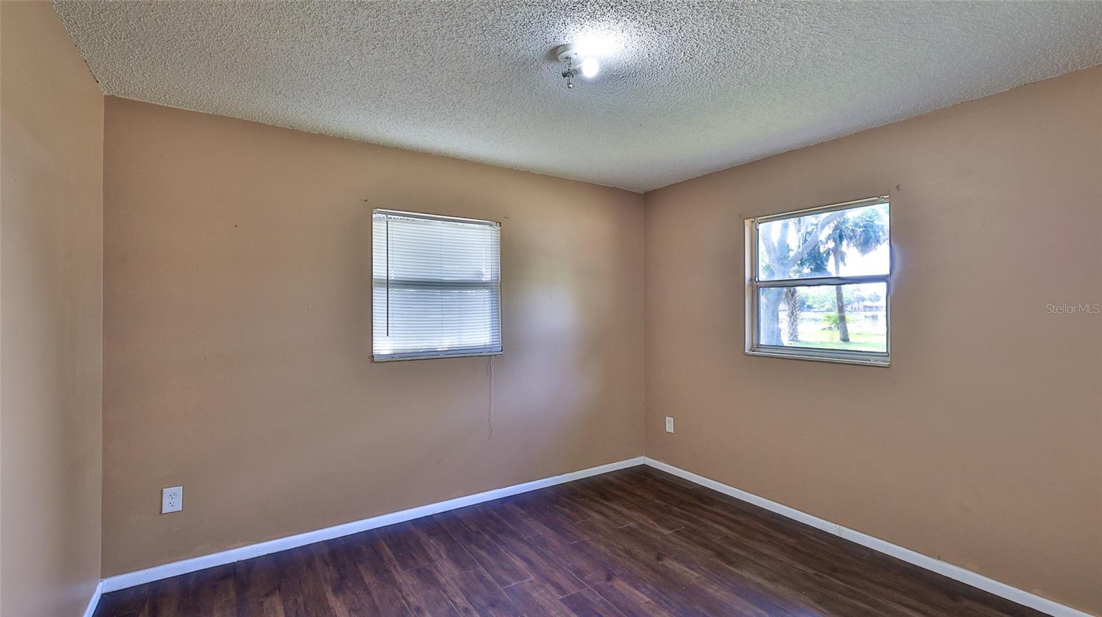 FLORIDA SHORES NO 1 - Commercial Sale