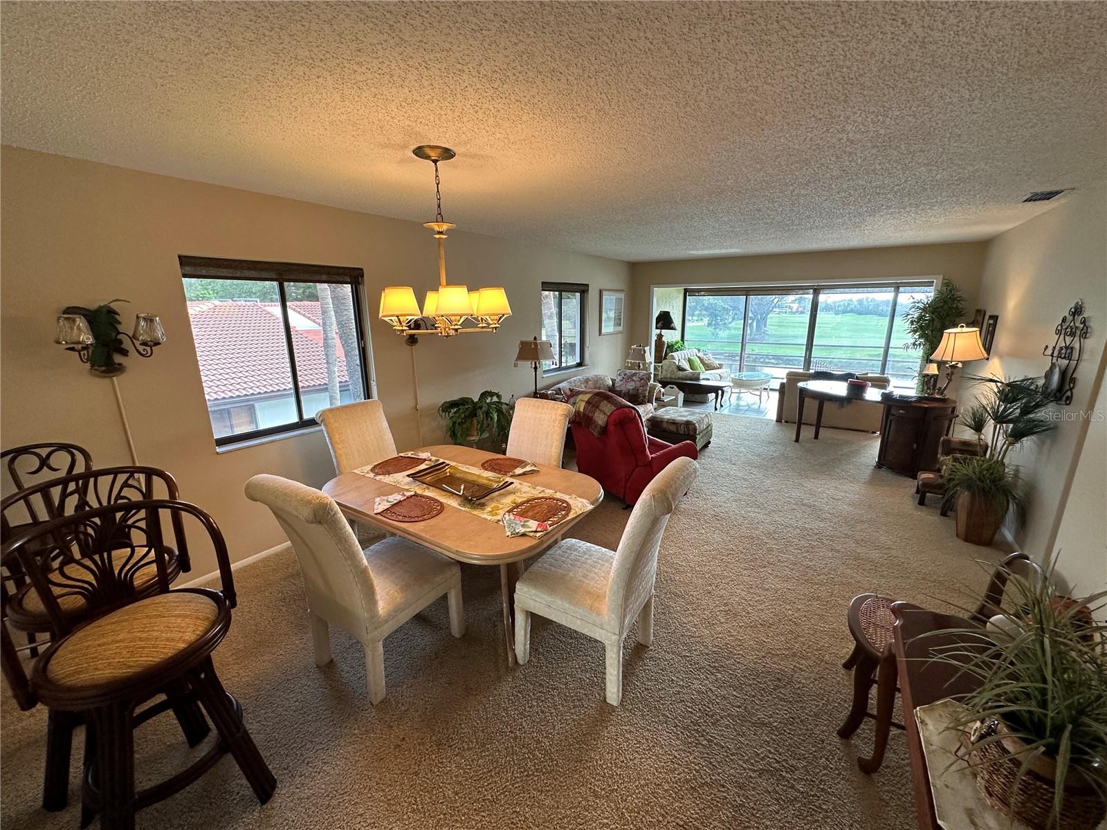 VALENCIA GARDEN III - Residential Lease