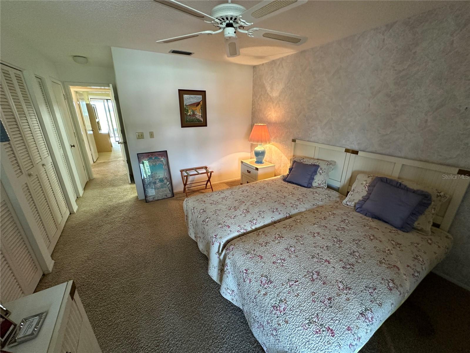 VALENCIA GARDEN III - Residential Lease