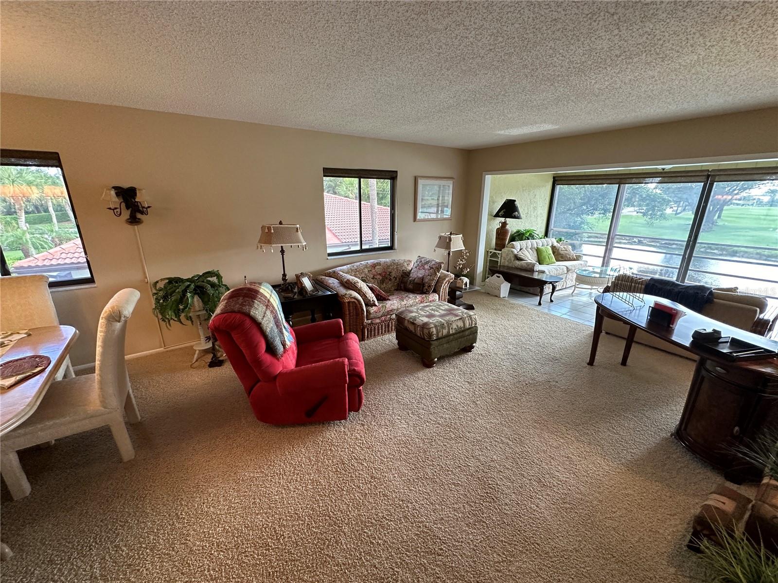 VALENCIA GARDEN III - Residential Lease