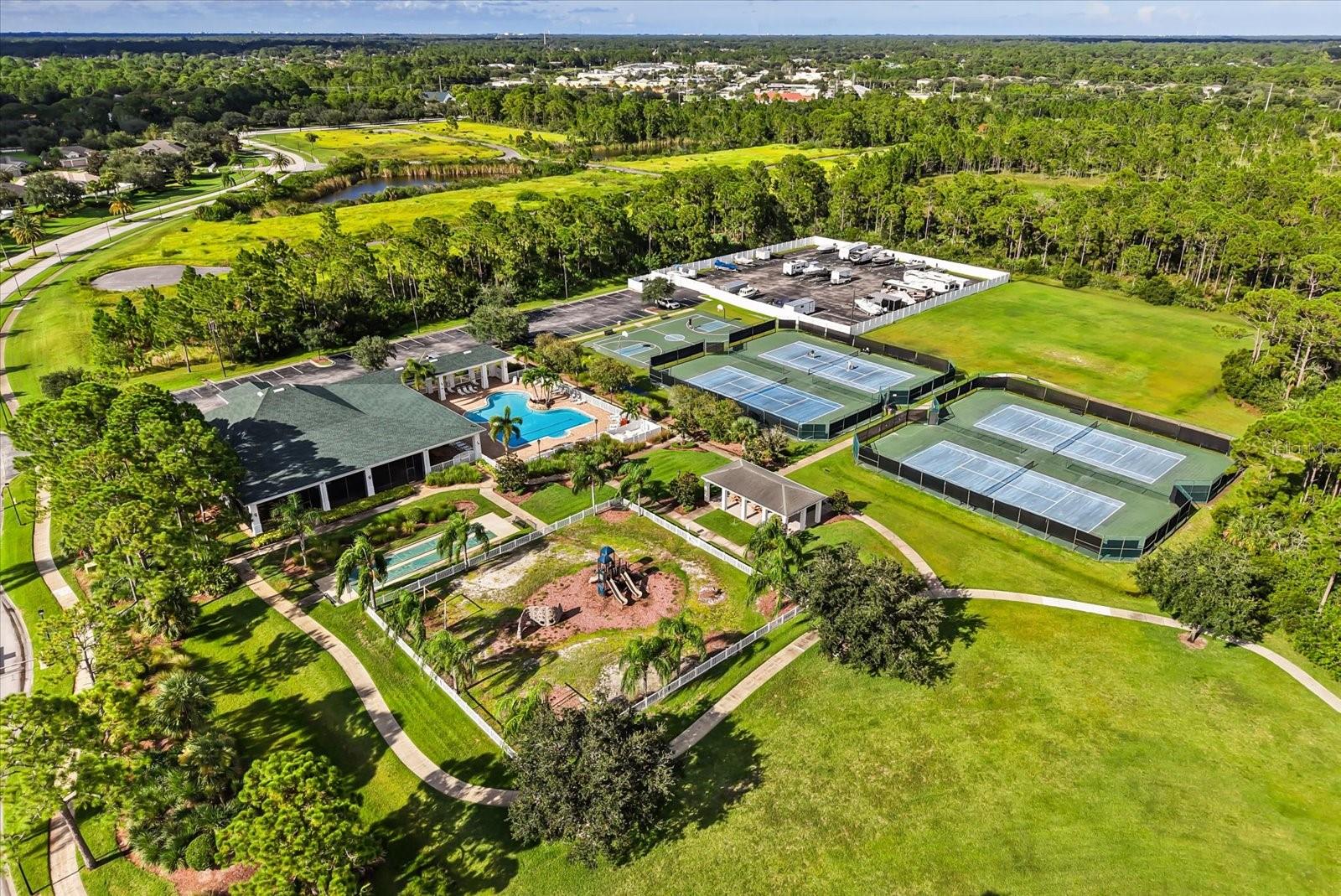 SUMMERFIELD/BAYSIDE LAKES PH 01 - Residential