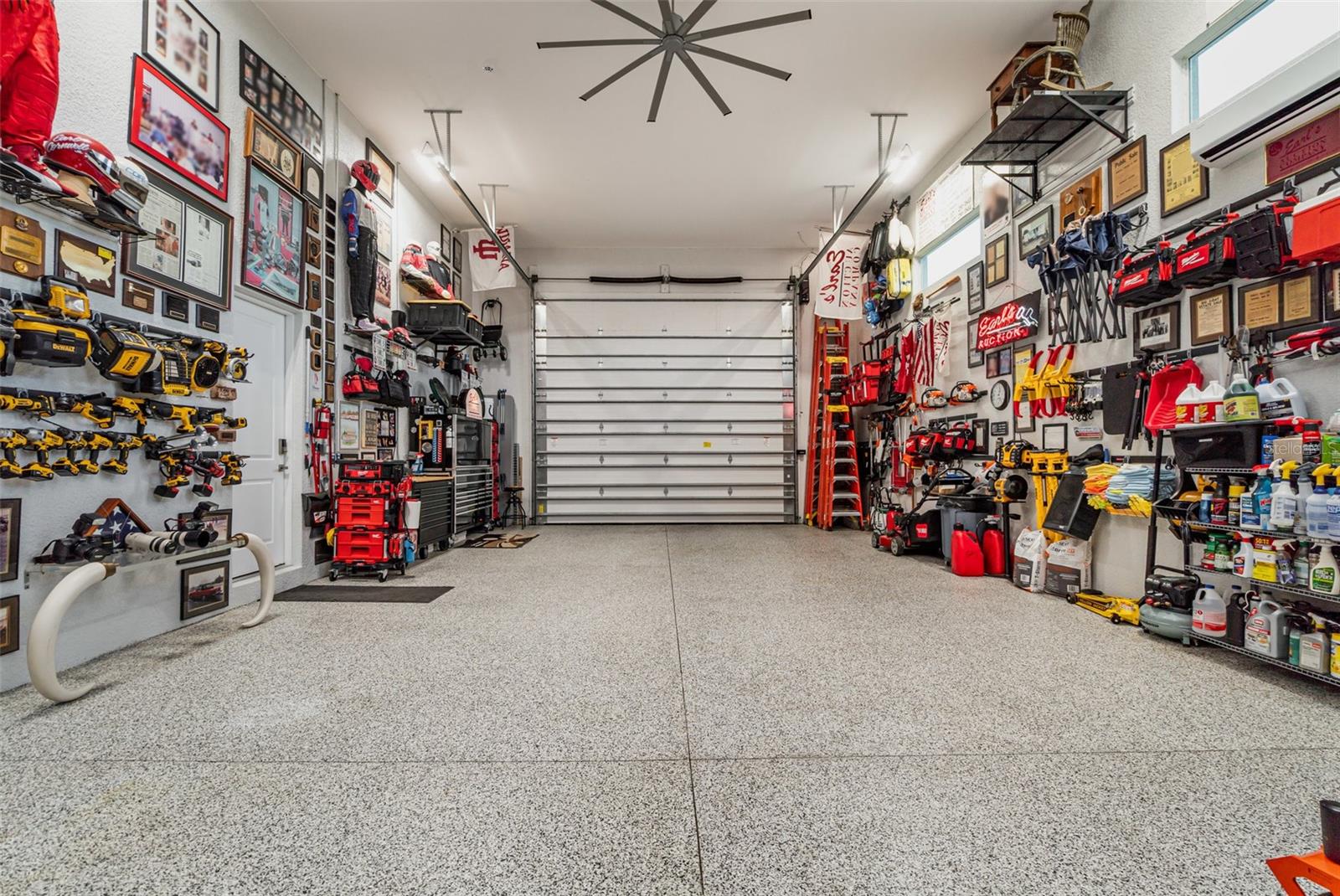 HARBOURSIDE ESTATES - Residential