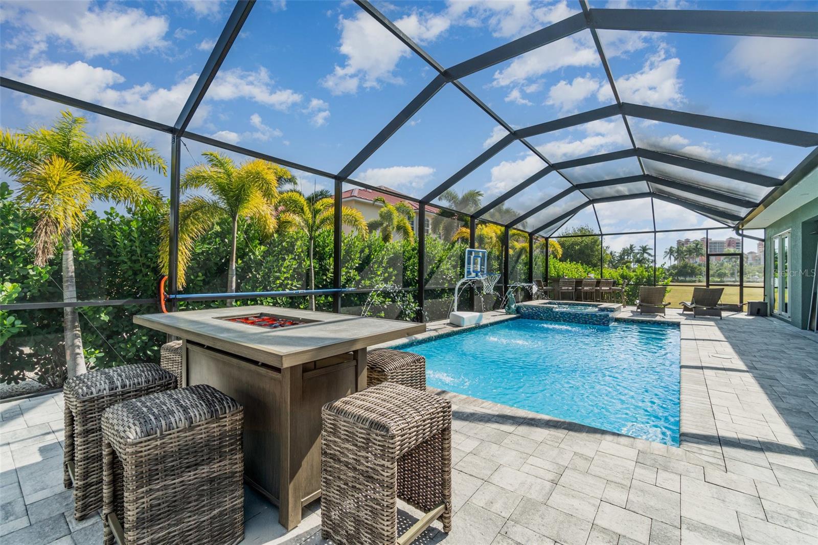 HARBOURSIDE ESTATES - Residential