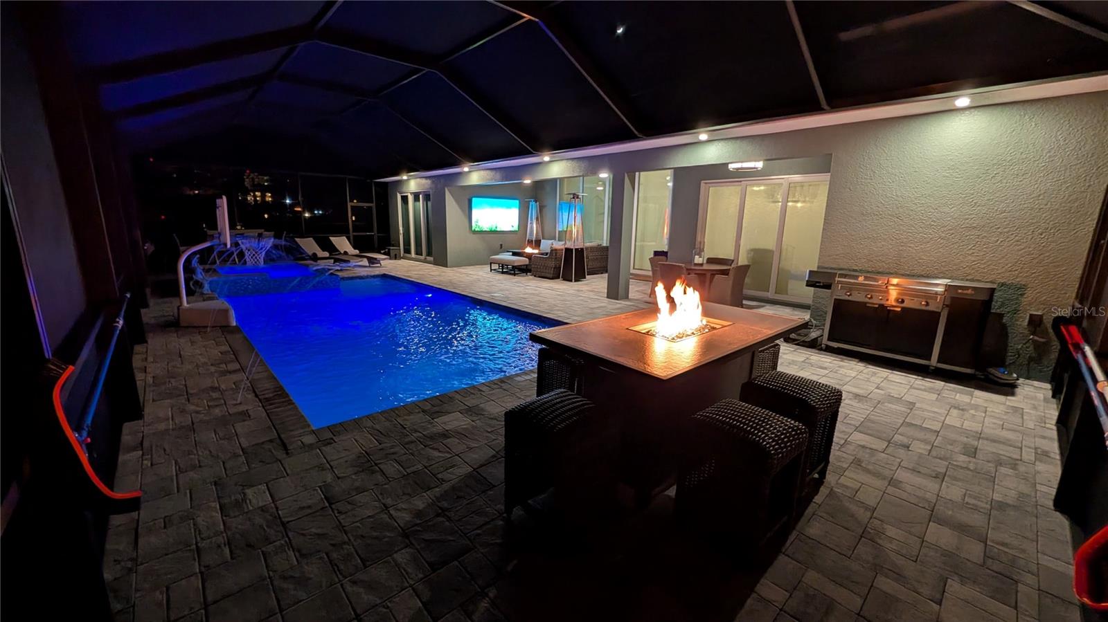 HARBOURSIDE ESTATES - Residential