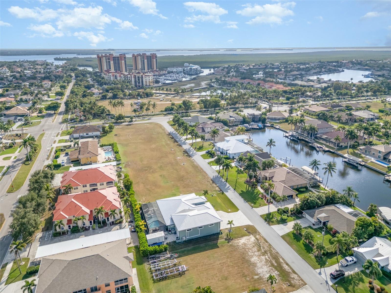 HARBOURSIDE ESTATES - Residential