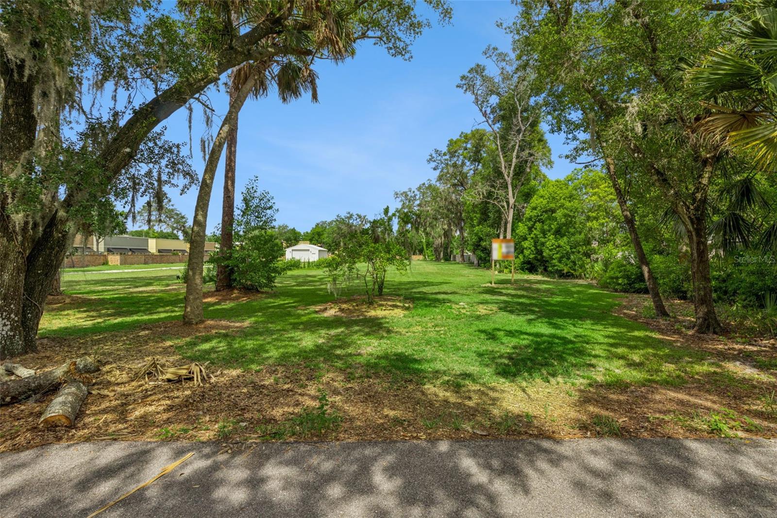 136 N 9TH STREET