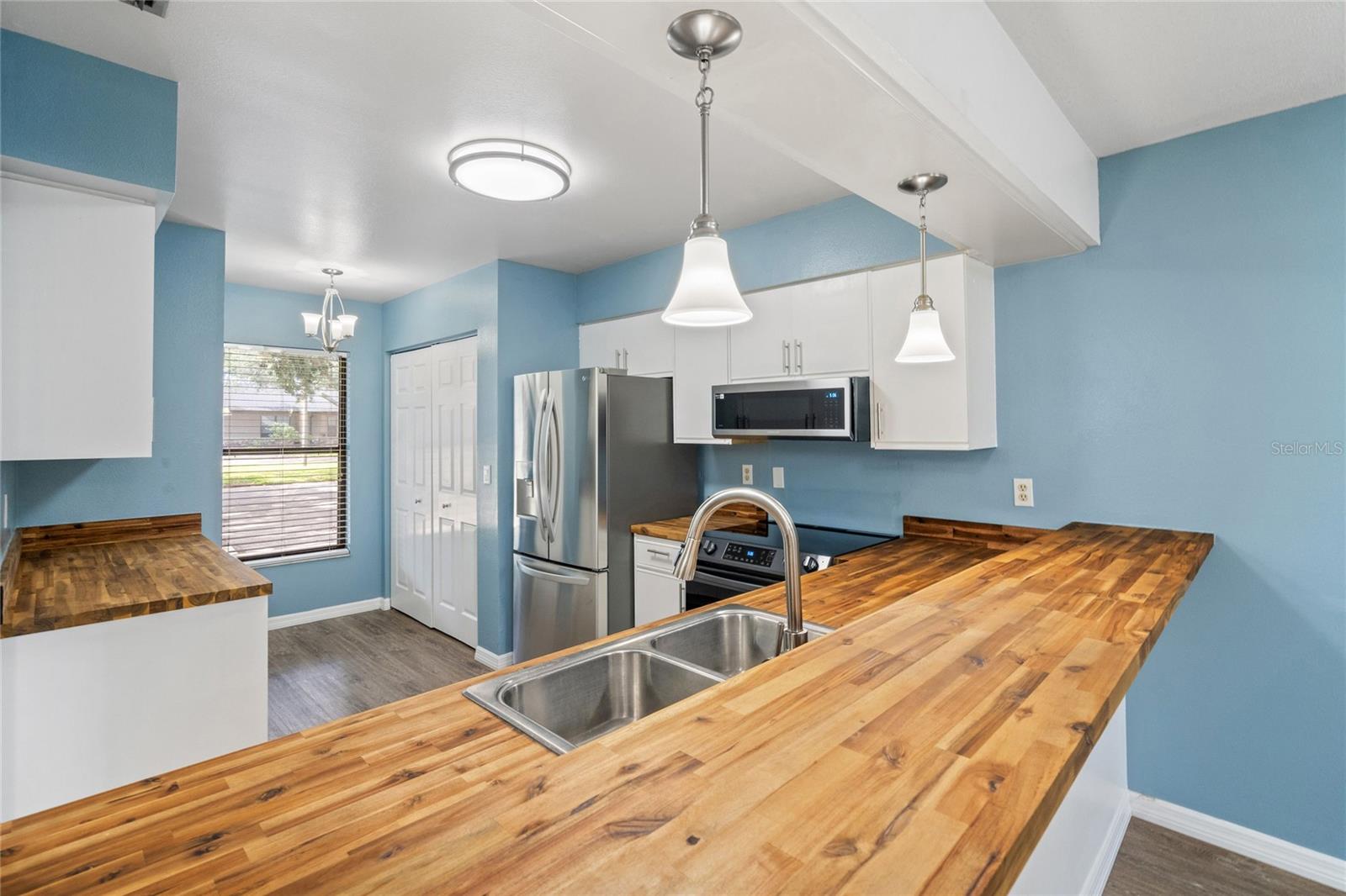 5412 11TH STREET CIRCLE E 41