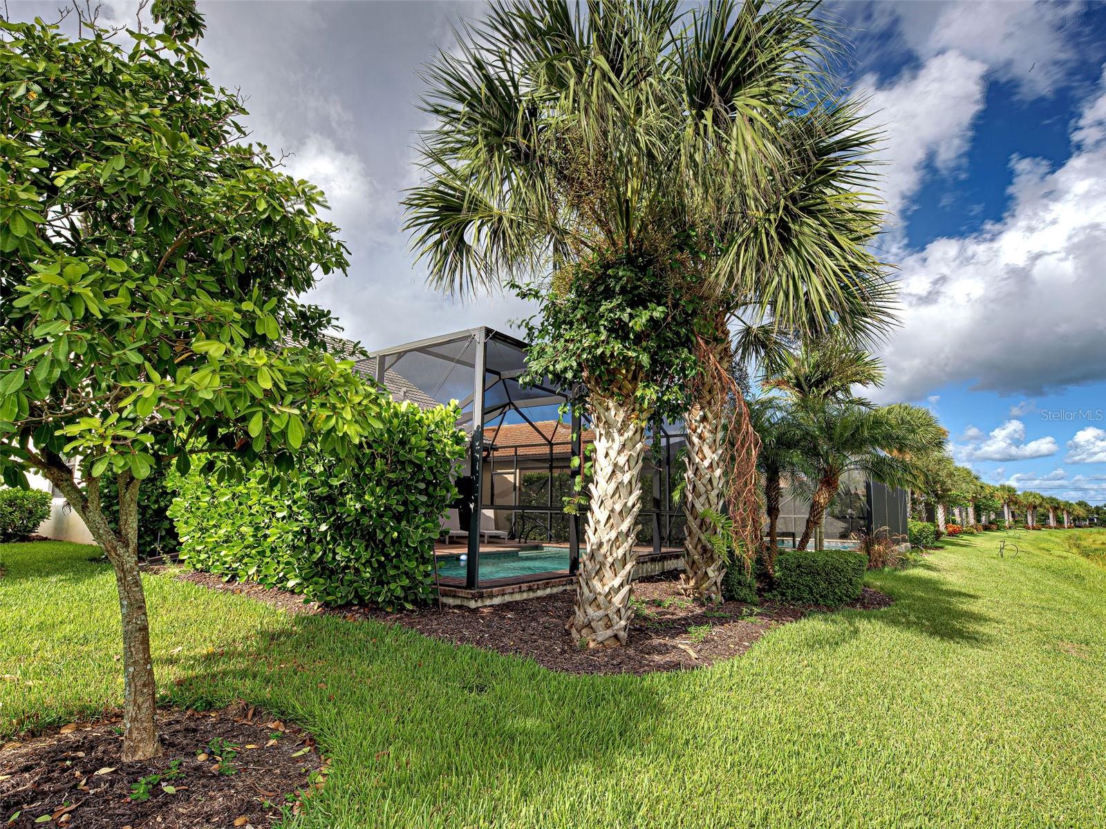 ISLANDWALK/THE WEST VLGS PH 4 - Residential