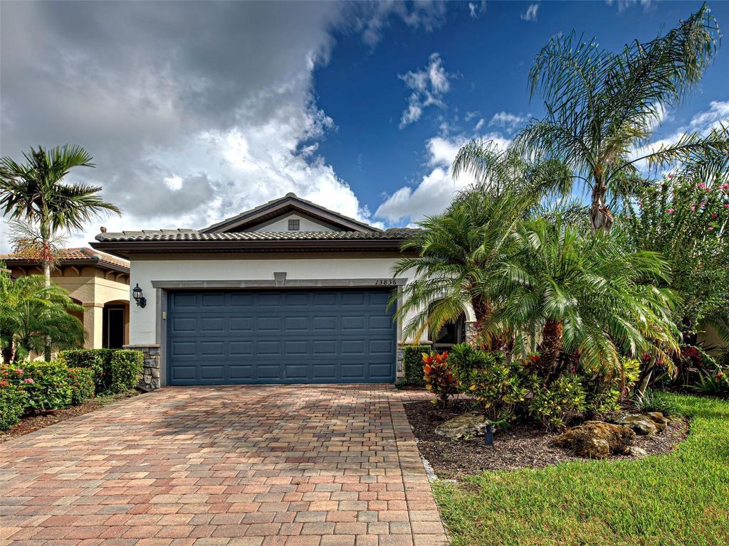 Photo of 13836 Campoleone Street, Venice, FL 34293 (MLS # N6139818)