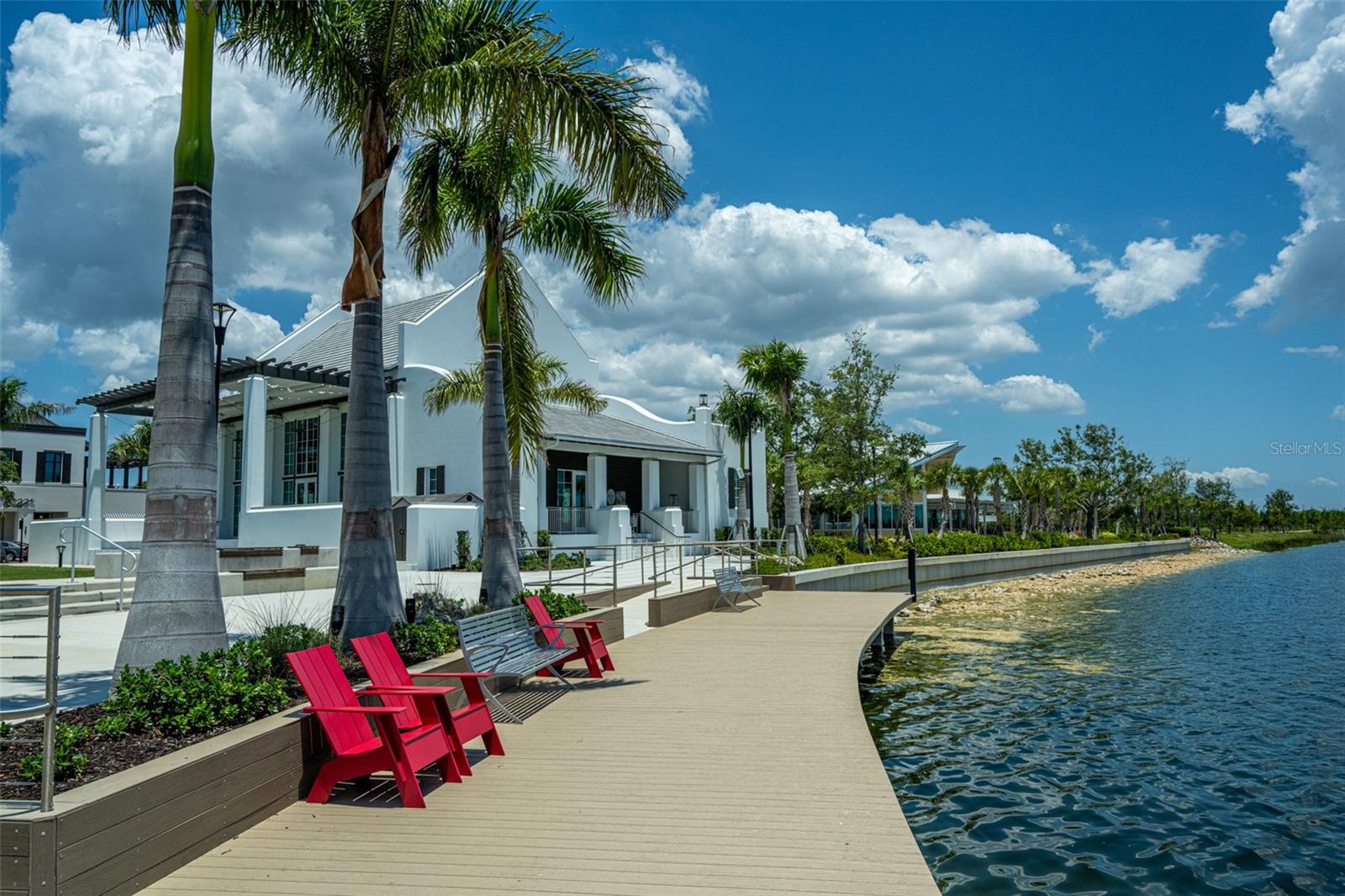 ISLANDWALK/THE WEST VLGS PH 4 - Residential