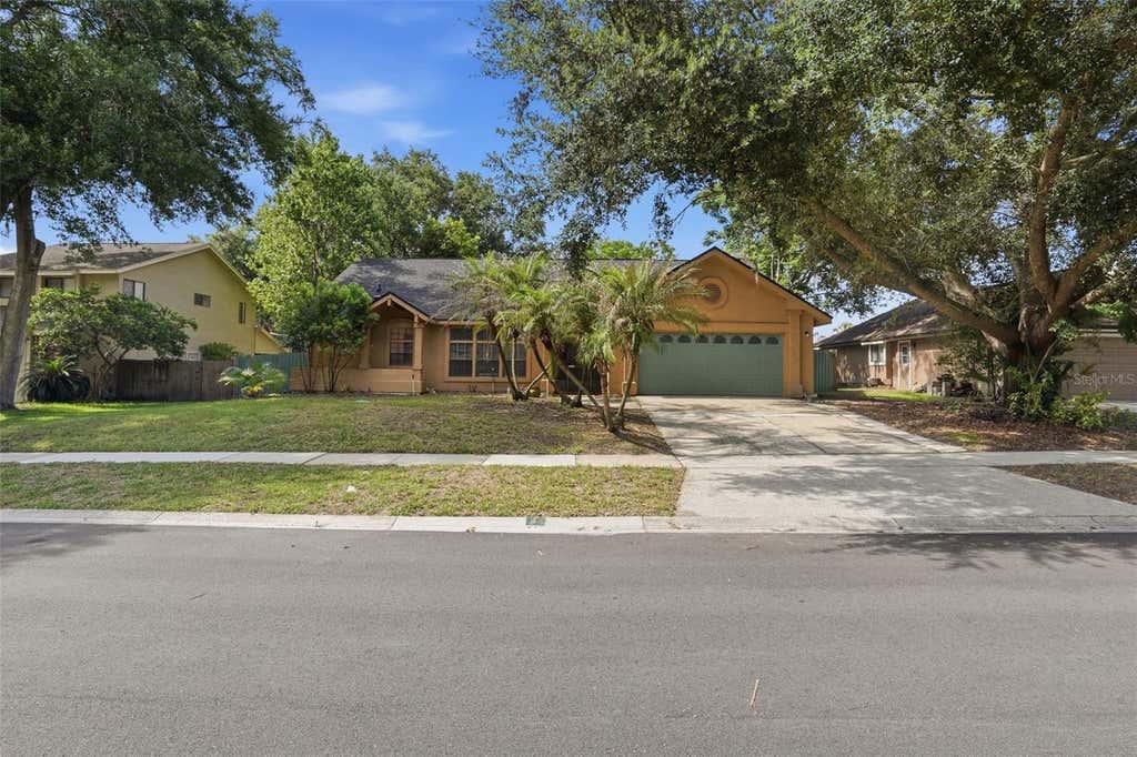 Photo of 733 Swaying Palm Drive, Apopka, FL 32712 (MLS # O6418203)