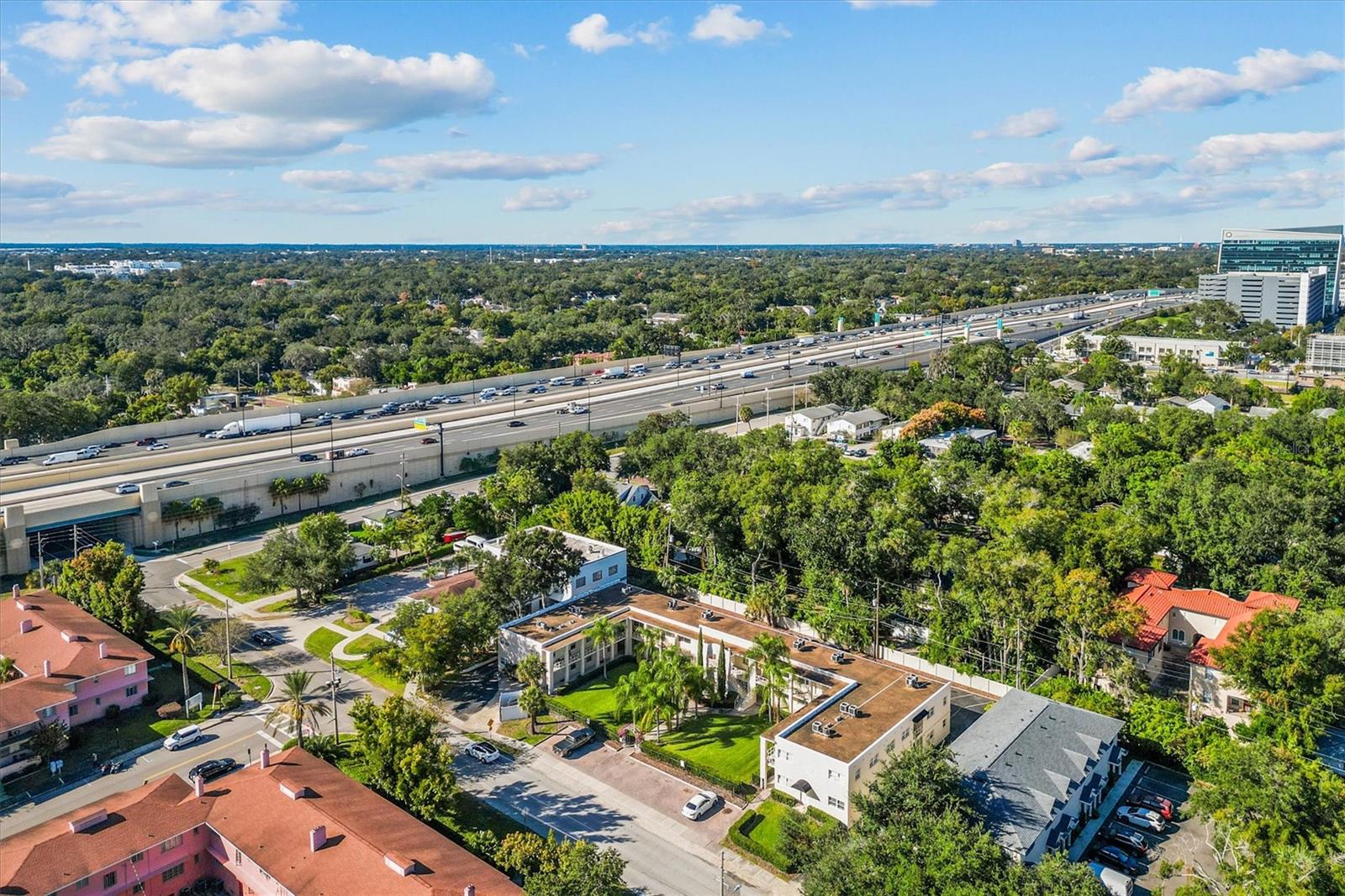 HAMPSHIRE/LK IVANHOE CONDO - Residential